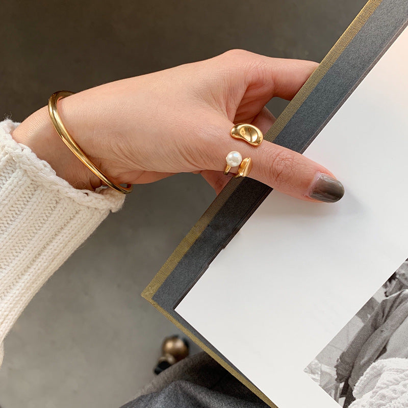 Gold Bean-Pearl Ring