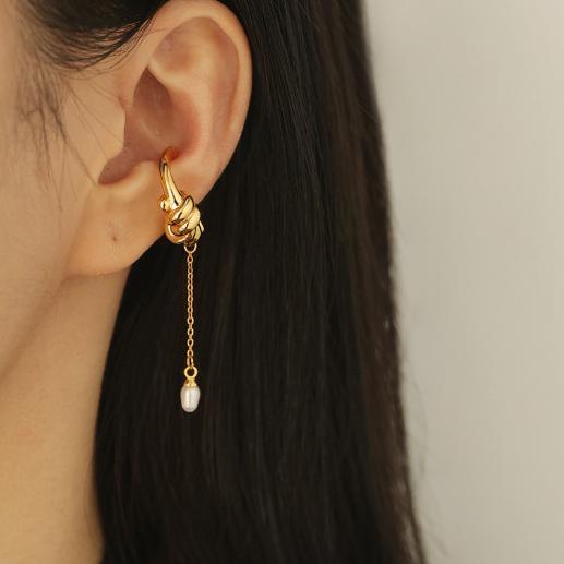 Thread Linear Pearl Ear Clip