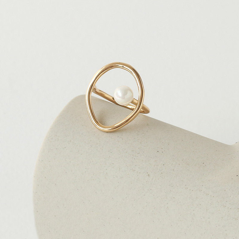 Pearl in the Hoop